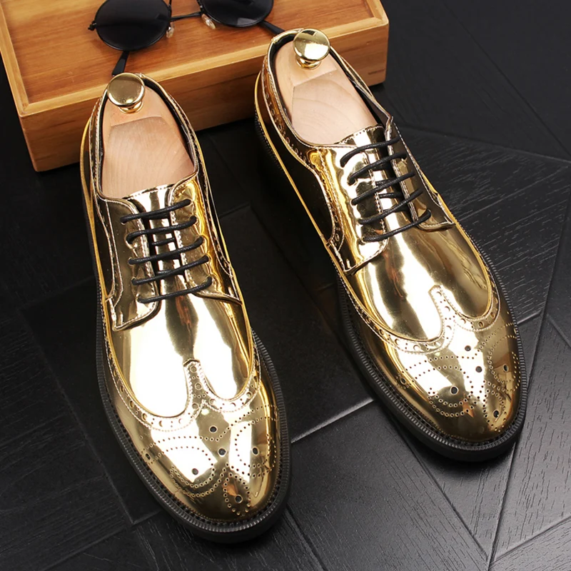 large size mens fashion wedding party dresses bright patent leather brogue shoes carving bullock platform oxfords shoe zapatos
large size mens fashion wedding party dresses bright patent leather brogue shoes carving bullock platform oxfords shoe zapatos