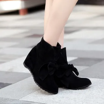 Vogue Women Boots Winter Wedges Ankle Boots Flock Bow Slip On Female Shoes Casual Black Boots Botas Mujer Invierno
Vogue Women Boots Winter Wedges Ankle Boots Flock Bow Slip On Female Shoes Casual Black Boots Botas Mujer Invierno