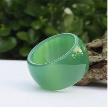 Natural green ma nao men and women with yu ring finger ring chalcedony widening thickening men and women BanZhi quality goods
Natural green ma nao men and women with yu ring finger ring chalcedony widening thickening men and women BanZhi quality goods