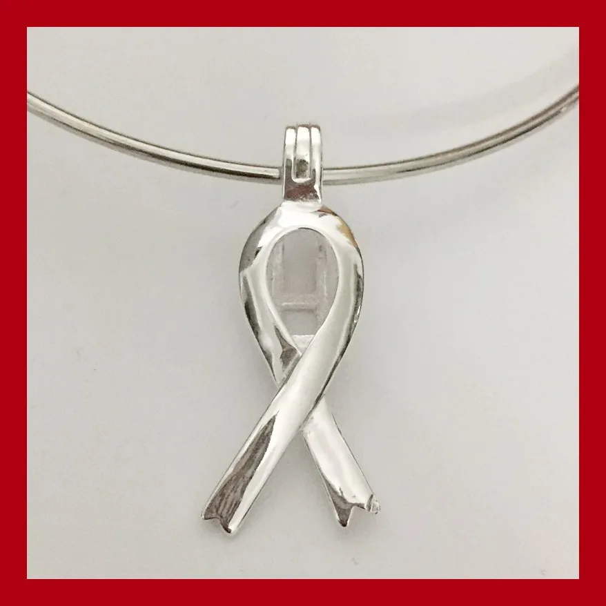 "Symbol of the Pink Ribbon" 925 Silver Pearl Gem Locket Pendant, Wish Love Scarf Pendant Mounting, Cancer Ribbon Jewelry Cage
"Symbol of the Pink Ribbon" 925 Silver Pearl Gem Locket Pendant, Wish Love Scarf Pendant Mounting, Cancer Ribbon Jewelry Cage