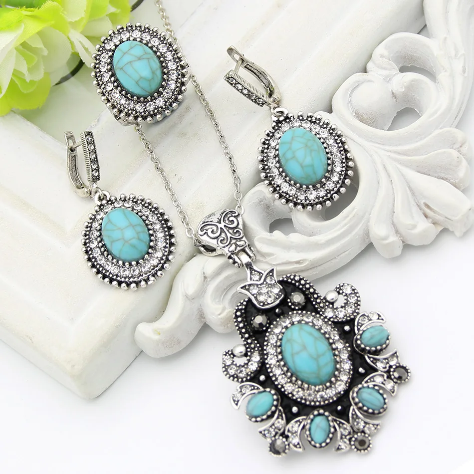 Vintage Turkish Women ImitationTurquoise Flower Jewelry Set Hook Earring Retro Ring Pendant Necklace Antique Silver Color Bijoux
Vintage Turkish Women ImitationTurquoise Flower Jewelry Set Hook Earring Retro Ring Pendant Necklace Antique Silver Color Bijoux