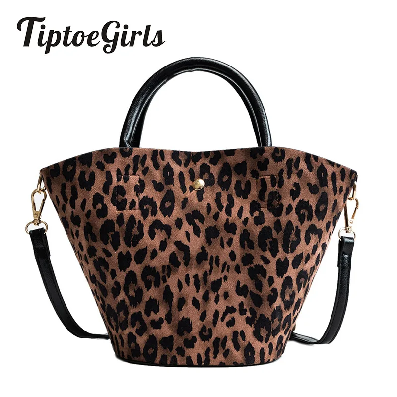 Leopard Bucket Bag Female Hand Bag Winter New Fashion High Quality Casual Wild Temperament Shoulder Messenger Bag
Leopard Bucket Bag Female Hand Bag Winter New Fashion High Quality Casual Wild Temperament Shoulder Messenger Bag