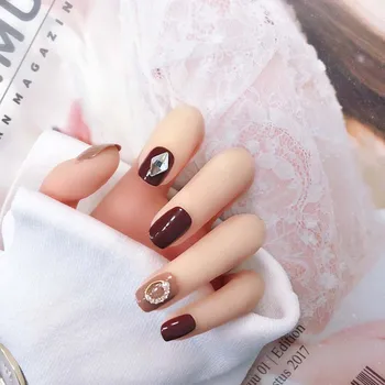 24pcs Fashion Coffee Jump Color Shimmer Crystal Detachable False Nail Tips Full Cover Short Round Head Fake Nails With Glue
24pcs Fashion Coffee Jump Color Shimmer Crystal Detachable False Nail Tips Full Cover Short Round Head Fake Nails With Glue