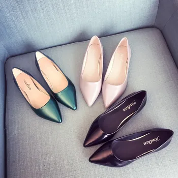 Loafers new autumn Dress flat Shallow fashion luxury PU women Lace-Up Slip-On Pointed Toe Patent Leather Rubber shoes leather
Loafers new autumn Dress flat Shallow fashion luxury PU women Lace-Up Slip-On Pointed Toe Patent Leather Rubber shoes leather