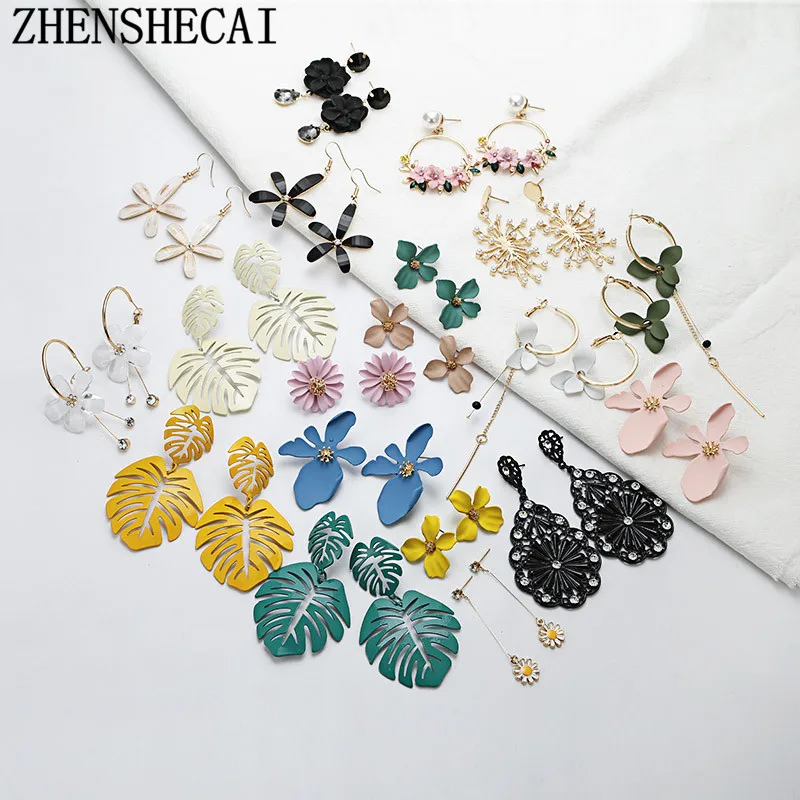Fashion Jewelry Geometric statement flower earring drop Hanging crystal charm wedding party engagement birthday earring gift
Fashion Jewelry Geometric statement flower earring drop Hanging crystal charm wedding party engagement birthday earring gift
