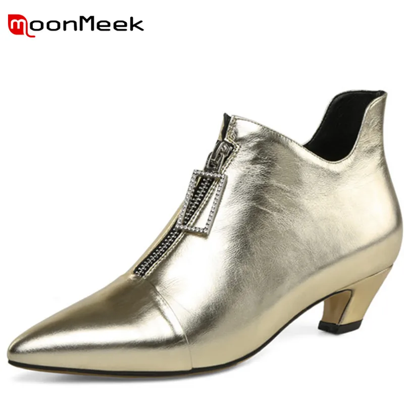 MoonMeek fashion 2020 autumn winter women boots ladies genuine leather suede leather boots elegant pointed toe ankle boots
MoonMeek fashion 2020 autumn winter women boots ladies genuine leather suede leather boots elegant pointed toe ankle boots