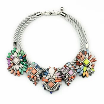 Bohemian Fashion Jewelry Colorful Acrylic Crystal Flowers Statement Necklaces For Women Rope Chain Pendant Necklaces Accessories
Bohemian Fashion Jewelry Colorful Acrylic Crystal Flowers Statement Necklaces For Women Rope Chain Pendant Necklaces Accessories
