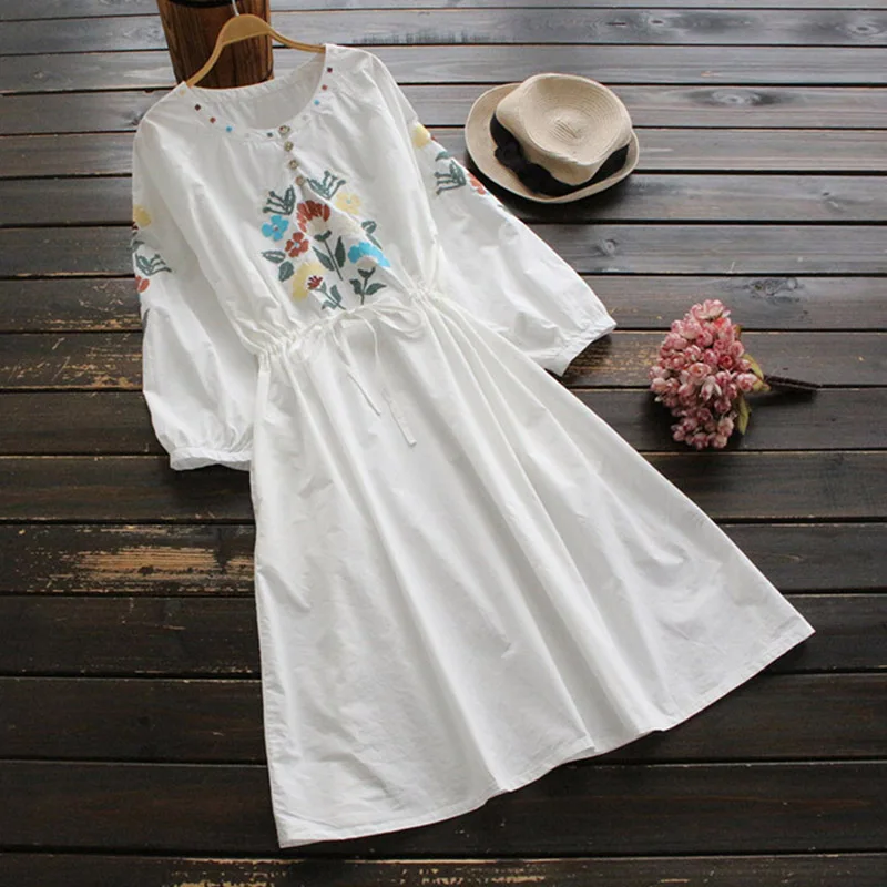 Spring Autumn Mori Girl Floral Embroidery Dress Women Vintage Full Sleeved O Neck Retro Cotton Female Vestido Tunic Dress U701
Spring Autumn Mori Girl Floral Embroidery Dress Women Vintage Full Sleeved O Neck Retro Cotton Female Vestido Tunic Dress U701