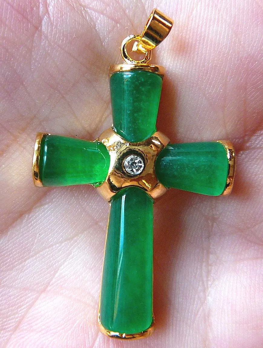 Wholesale Cheap 18 Gold GF Genuine stone Jadeite Cubic Zirconia CZ Cross Necklace Pendant +free chain / Free Shipping
Wholesale Cheap 18 Gold GF Genuine stone Jadeite Cubic Zirconia CZ Cross Necklace Pendant +free chain / Free Shipping