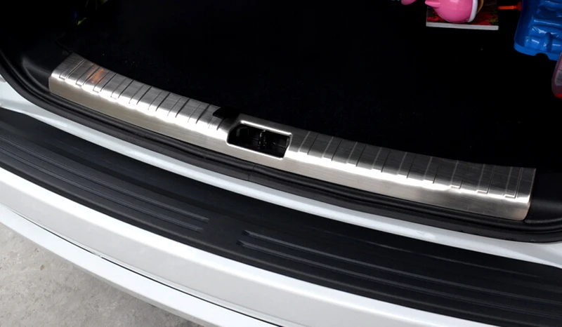 Stainless Steel Rear Tail Gate Bumper Plate Sill Cover Trim For Land Rover Freelander 2 2011-2015 Car Styling accessories!
Stainless Steel Rear Tail Gate Bumper Plate Sill Cover Trim For Land Rover Freelander 2 2011-2015 Car Styling accessories!
