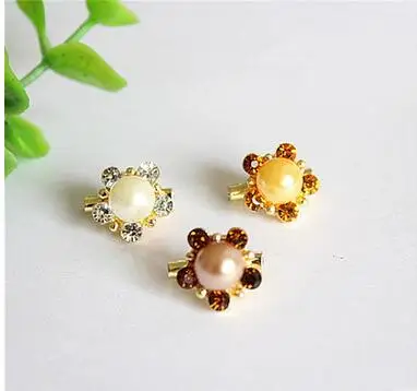 Japan And South Korean Cute Small Brooch Simulated Pearl Brooch Flowers Blossom Dress Gift Needle Jewelry And Gift
Japan And South Korean Cute Small Brooch Simulated Pearl Brooch Flowers Blossom Dress Gift Needle Jewelry And Gift