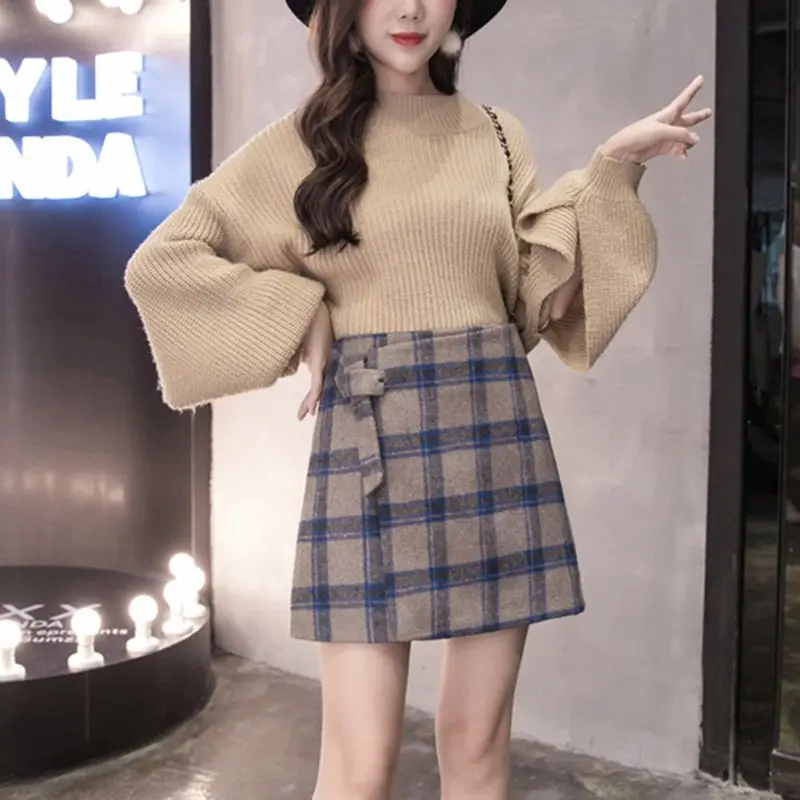 Women Slim Winter Skirt New High Waist Half Short Skirts Fashion Lace Up Lattice Pleated Skirt
Women Slim Winter Skirt New High Waist Half Short Skirts Fashion Lace Up Lattice Pleated Skirt