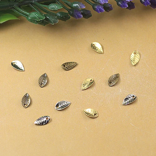 4*7mm Alloy Leaf Charms/Pendant Copper with Antique Bronze/Silver/Black/Gold Colors,DIY Handmade Jewelry Finding
4*7mm Alloy Leaf Charms/Pendant Copper with Antique Bronze/Silver/Black/Gold Colors,DIY Handmade Jewelry Finding