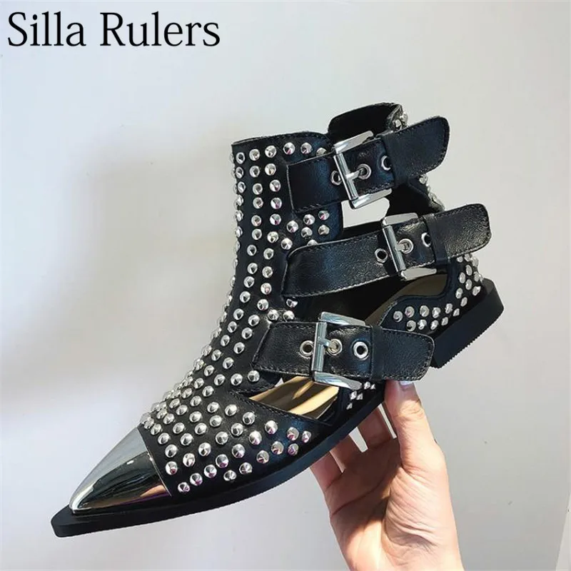 2019 New Arrive Rivet Genuine Leather Punk Summer Boots Woman Metal Toe Hollow Out Ankle Boots Woman Buckle Strap Western Mujer
2019 New Arrive Rivet Genuine Leather Punk Summer Boots Woman Metal Toe Hollow Out Ankle Boots Woman Buckle Strap Western Mujer