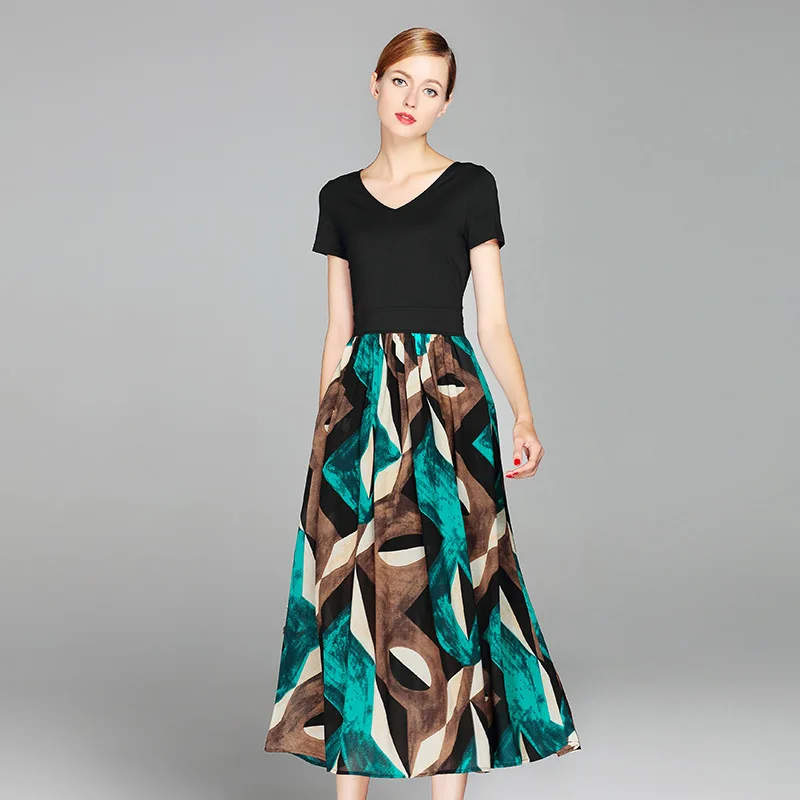 Factory direct 2019 high-end boutique women's clothing spring and summer V-neck short-sleeved printed Slim stitching dress women
Factory direct 2019 high-end boutique women's clothing spring and summer V-neck short-sleeved printed Slim stitching dress women