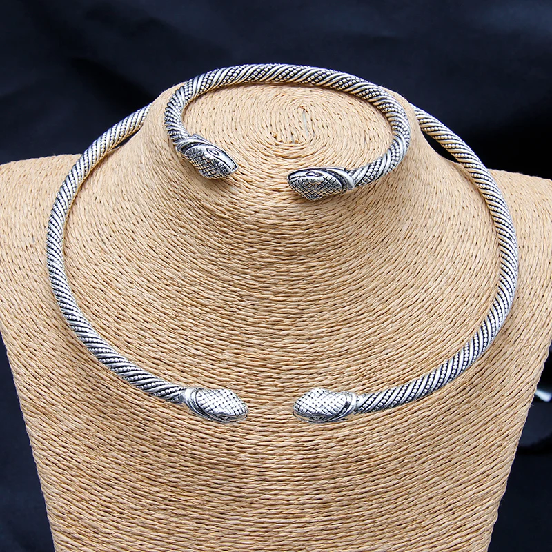 New Teen Snake Head Viking Bracelet Necklace Choker Collar Set Indian Accessories Men Womem Bangles Fashion Jewelry Dropshipping
New Teen Snake Head Viking Bracelet Necklace Choker Collar Set Indian Accessories Men Womem Bangles Fashion Jewelry Dropshipping