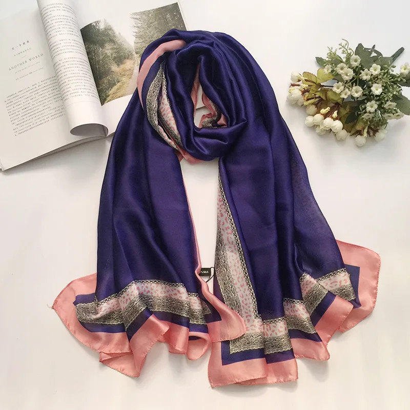 European and American style fashion ladies print summer travel sunscreen silk scarf silk scarf shawl
European and American style fashion ladies print summer travel sunscreen silk scarf silk scarf shawl