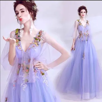 Custom Luxury Purple Embroidery Dress A-Line V Neck Wedding Party Ball Gown Large Size 5XL Evening Formal Dresses For Women 6XL
Custom Luxury Purple Embroidery Dress A-Line V Neck Wedding Party Ball Gown Large Size 5XL Evening Formal Dresses For Women 6XL