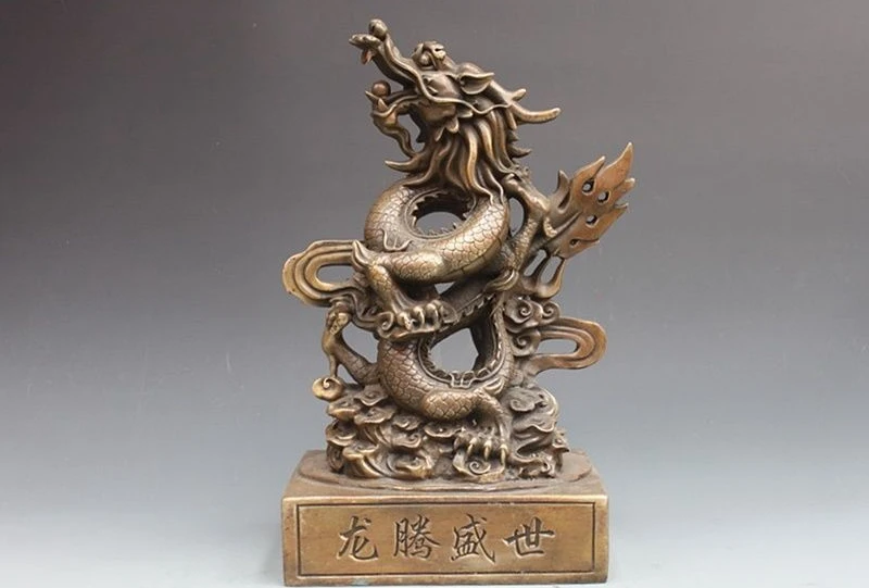 China Bronze copper Fengshui dragon soaring during the Flourishment Age statue a5.19
China Bronze copper Fengshui dragon soaring during the Flourishment Age statue a5.19