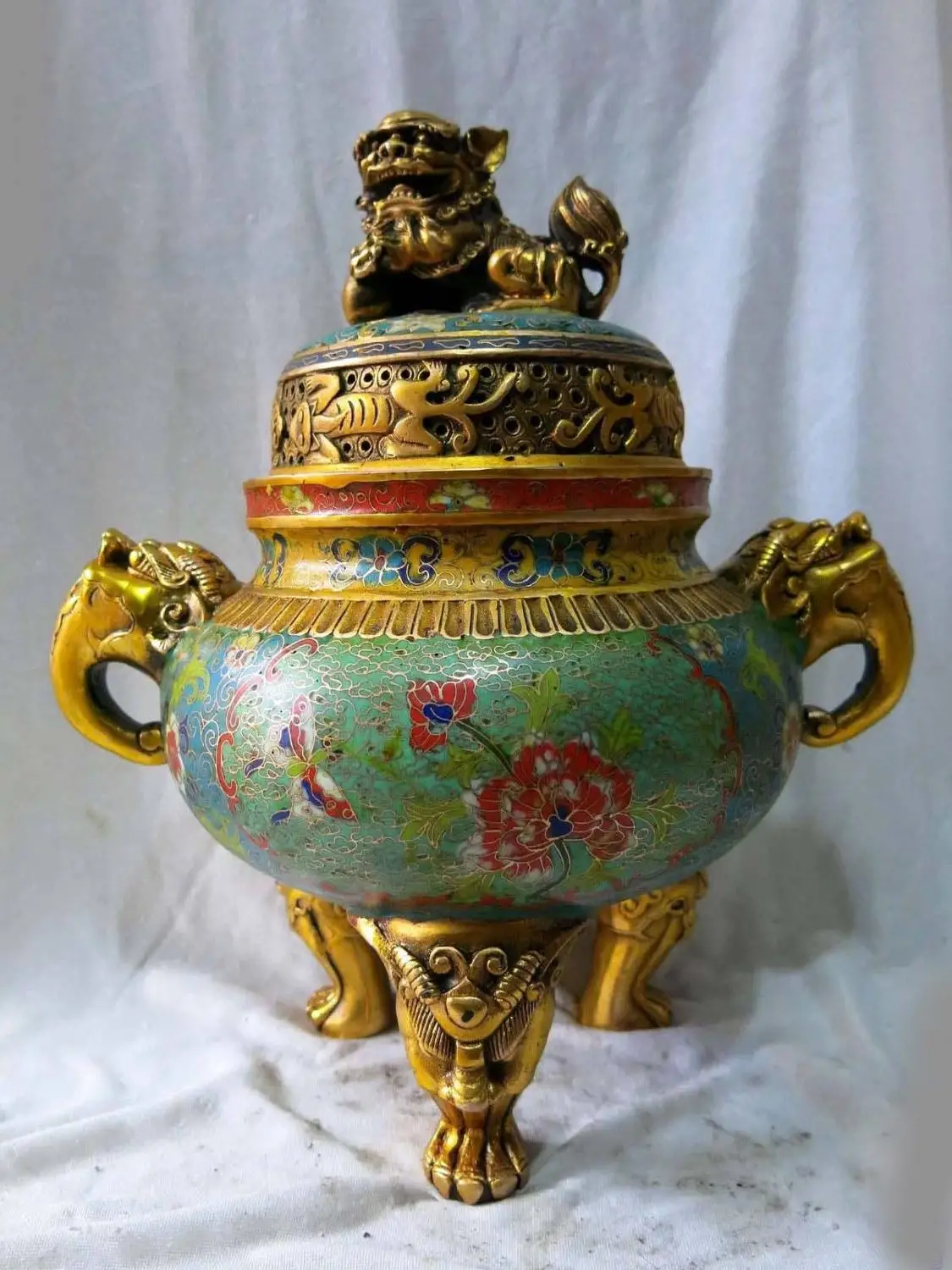 13" China bronze gold Cloisonne Buddhism Six Foo Dogs lion censer Incense Burner A(0505)
13" China bronze gold Cloisonne Buddhism Six Foo Dogs lion censer Incense Burner A(0505)