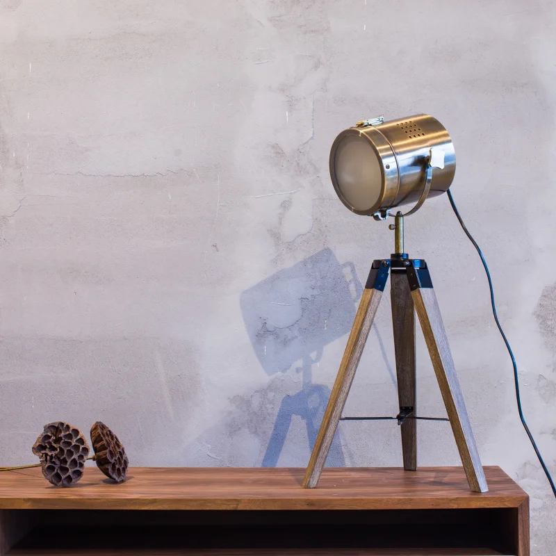 fashion table lamp metal raw wood mistress foot landing searchlight lamp North American pastoral village high-end European
fashion table lamp metal raw wood mistress foot landing searchlight lamp North American pastoral village high-end European