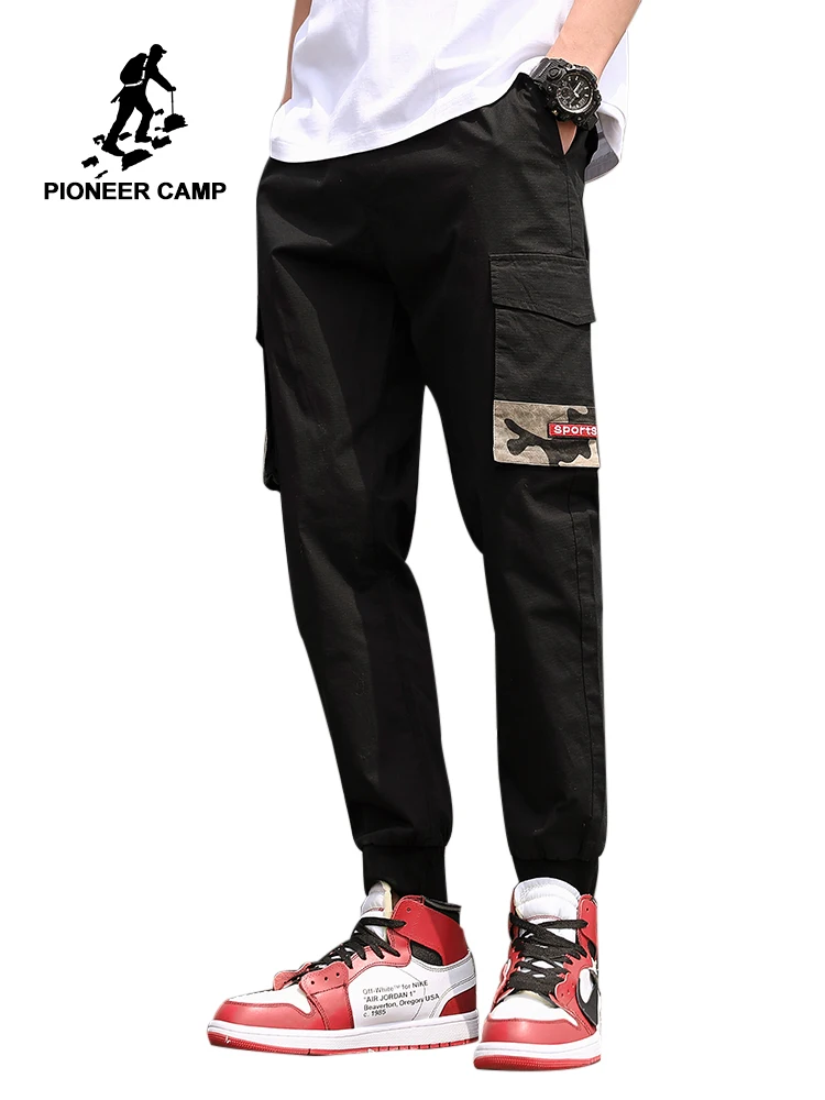 Pioneer Camp Man Pants New Fashion Streetwear Stitching Color Joggers Hip Hop Long Pants Men Elastic Waist Cargo Pants AXX908108
Pioneer Camp Man Pants New Fashion Streetwear Stitching Color Joggers Hip Hop Long Pants Men Elastic Waist Cargo Pants AXX908108