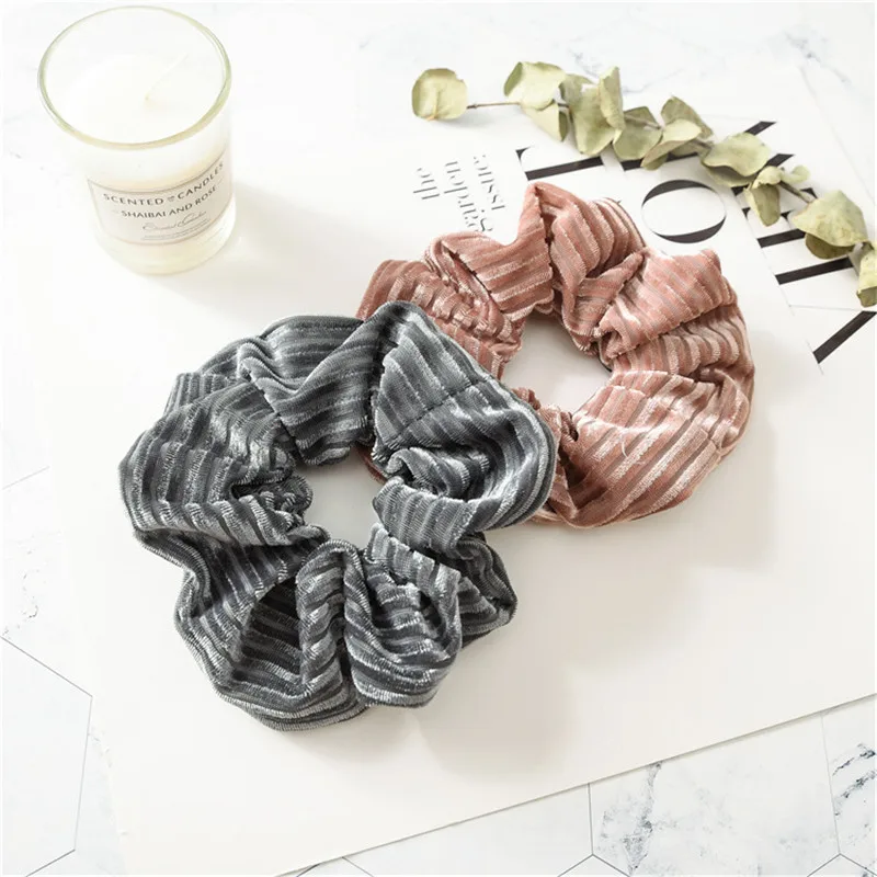 1Pc vintage Solid Color Lady Hair Scrunchies Ponytail Hair Bands Hair Ties Elastic Hairbands Bobble for Women Hair Accessoires
1Pc vintage Solid Color Lady Hair Scrunchies Ponytail Hair Bands Hair Ties Elastic Hairbands Bobble for Women Hair Accessoires
