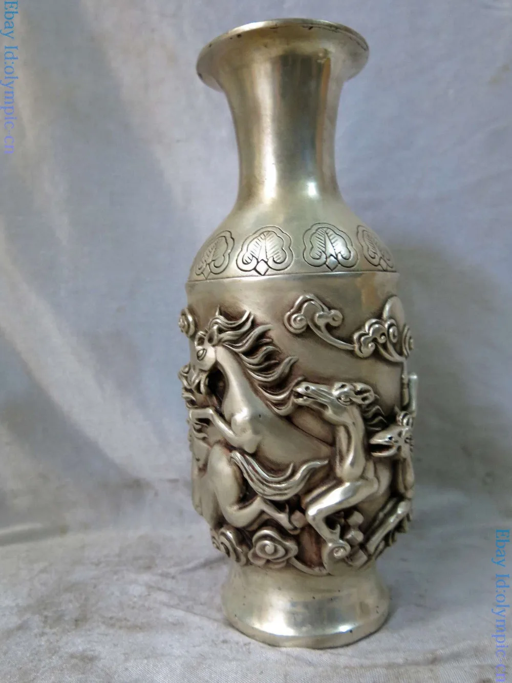 Silver sculpture China carved success immediately upon arrival 8 horse Statue Garden Decoration Brass Bronze
Silver sculpture China carved success immediately upon arrival 8 horse Statue Garden Decoration Brass Bronze