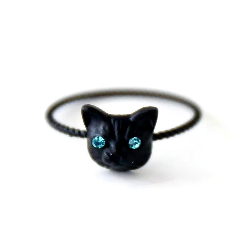 LALANG Simple Silver Cat Shape Inlaid Rhinestone Stud Earrings Gift for Girls