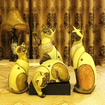 Cute Thailand Lucky Cat Ornament Southeast Asian Style Home Animal Crafts Decoration Lovely Gift
Cute Thailand Lucky Cat Ornament Southeast Asian Style Home Animal Crafts Decoration Lovely Gift