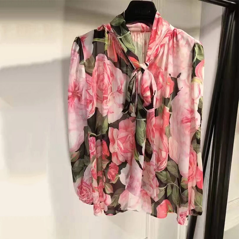 HIGH QUALITY Newest Fashion 2017 Runway Designer Blouse Shirt Women's Bow Collar Gorgeous Rose Floral Printed Shirt Blouse
HIGH QUALITY Newest Fashion 2017 Runway Designer Blouse Shirt Women's Bow Collar Gorgeous Rose Floral Printed Shirt Blouse