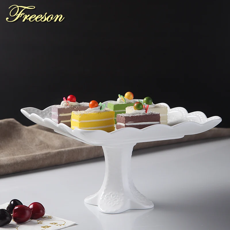 Creative White Emboss Ceramic Fruit Plates Cake Plate Snack Dishes Candy Dish Porcelain Tray Tableware Decoration
Creative White Emboss Ceramic Fruit Plates Cake Plate Snack Dishes Candy Dish Porcelain Tray Tableware Decoration