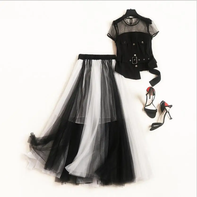 2019 New Arrival Runway Woman Set Luxury Designer High Quality Ruffle Collar See Through Blouse Top+Mesh Long Skirt 2 Piece Suit
2019 New Arrival Runway Woman Set Luxury Designer High Quality Ruffle Collar See Through Blouse Top+Mesh Long Skirt 2 Piece Suit