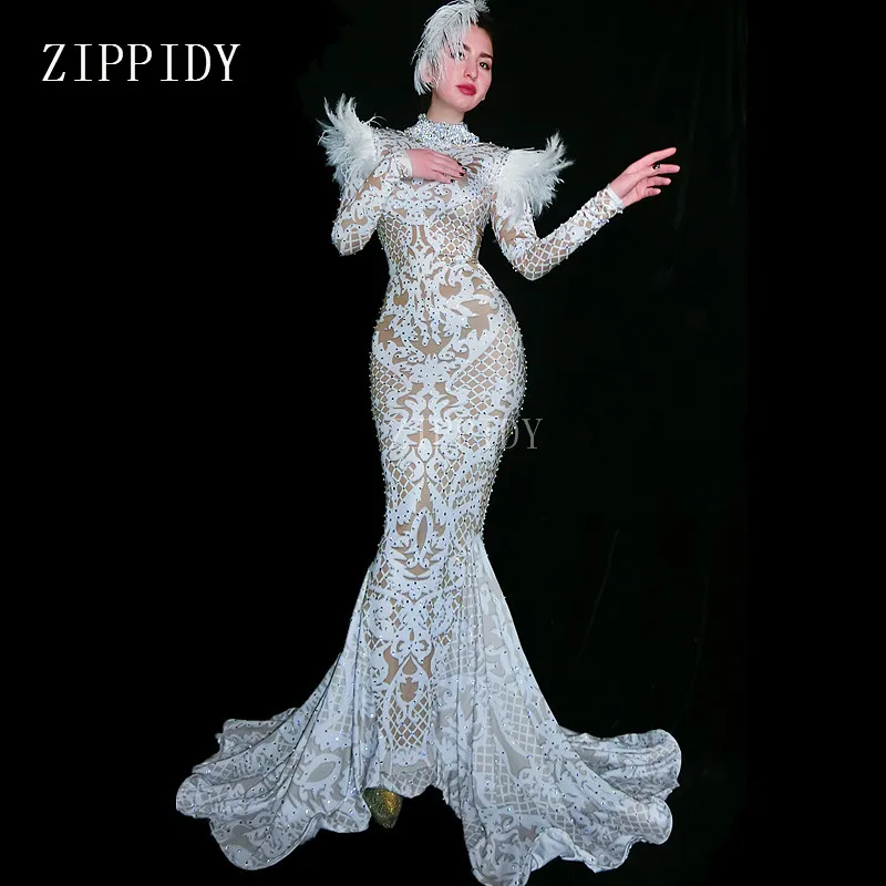 2019 Shining Silver Rhinestone Long Train Dress Women Evening Costume Prom Celebrate Big Tail Dresses Women Wear Dress
2019 Shining Silver Rhinestone Long Train Dress Women Evening Costume Prom Celebrate Big Tail Dresses Women Wear Dress