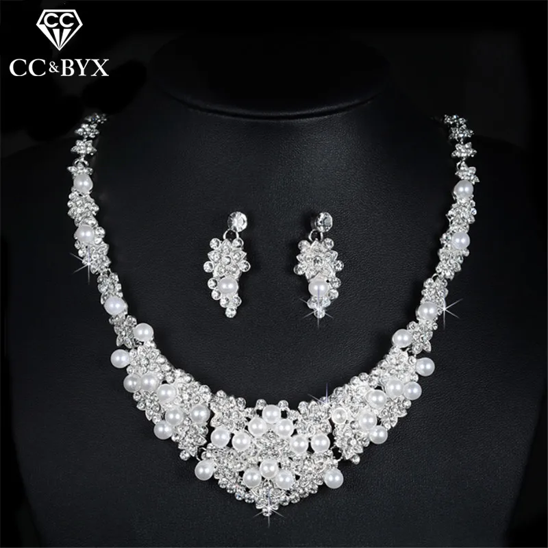 Lady's Party Accessories Romantic Pearl Bridal Jewelry Sets Crystal Wedding Engagement Earring Necklace Set for Women D019
Lady's Party Accessories Romantic Pearl Bridal Jewelry Sets Crystal Wedding Engagement Earring Necklace Set for Women D019