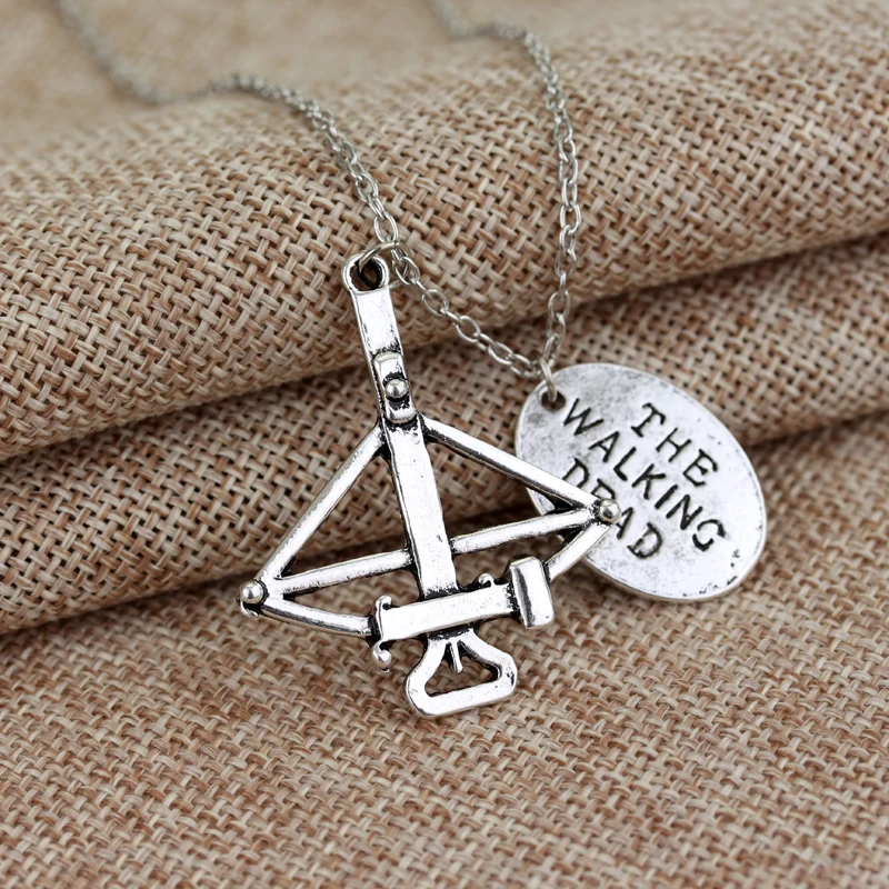 NEW Fashion The Walking Dead Daryl Crossbow Pendant Necklace Statement Movie Jewelry "FEAR THE LIVING" Charm Necklace Wholesale
NEW Fashion The Walking Dead Daryl Crossbow Pendant Necklace Statement Movie Jewelry "FEAR THE LIVING" Charm Necklace Wholesale