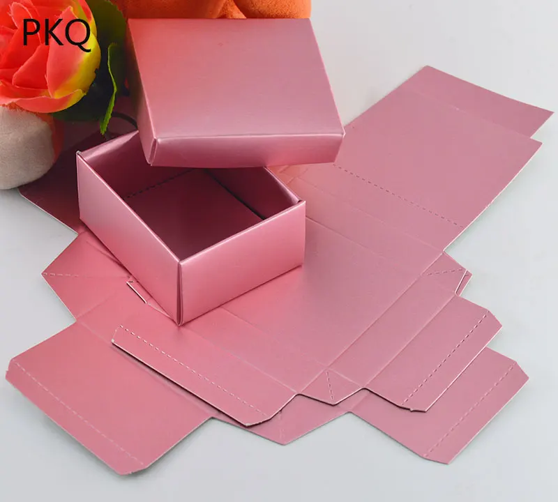 Red kraft paper box 40pcs Small Wedding Candy gift packaging boxes handmade soap Craft cardboard box with a lid Wedding Decor
Red kraft paper box 40pcs Small Wedding Candy gift packaging boxes handmade soap Craft cardboard box with a lid Wedding Decor