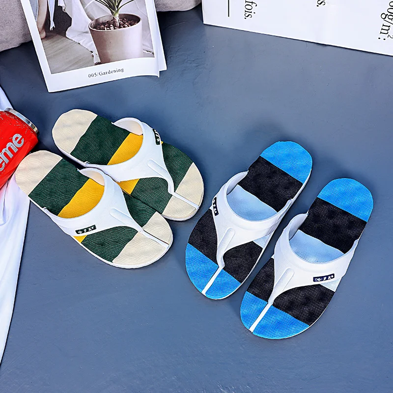 Summer Couple Flip-flops Men Beach Slippers Men's Sandals Clip Toe Drag Men's Shoes
Summer Couple Flip-flops Men Beach Slippers Men's Sandals Clip Toe Drag Men's Shoes