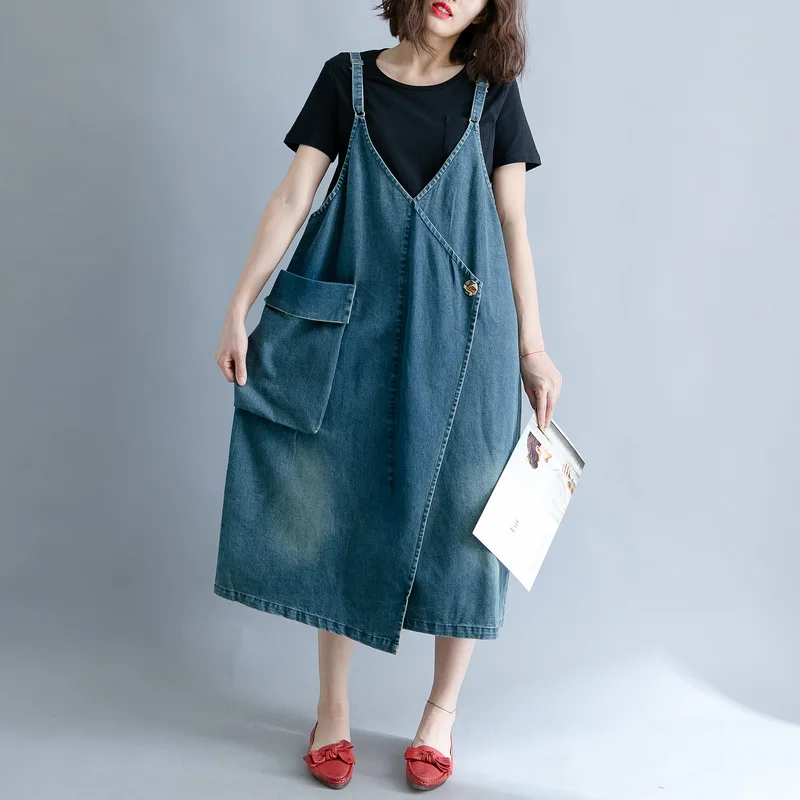 Spaghetcti Strap Jeans Dress Summer 2018 Women Sleeveless Loose Denim Dress Korea style big Pockets Cotton Plus size Midi Dress
Spaghetcti Strap Jeans Dress Summer 2018 Women Sleeveless Loose Denim Dress Korea style big Pockets Cotton Plus size Midi Dress