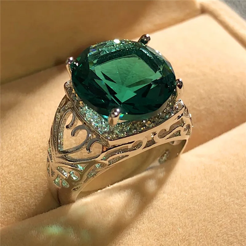 Фото Женские большие кольца с кристаллами Кольцо зеленым камнем в стиле бохо