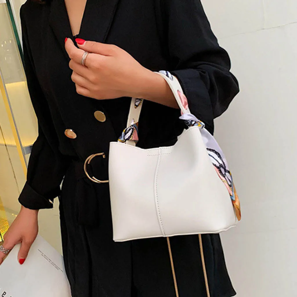 Luxury Handbags Women Bags Designer New Summer Shoulder Bag Bucket Bag Simple Handbag Fashion Scarf Mesenger Crossbody Bags
Luxury Handbags Women Bags Designer New Summer Shoulder Bag Bucket Bag Simple Handbag Fashion Scarf Mesenger Crossbody Bags