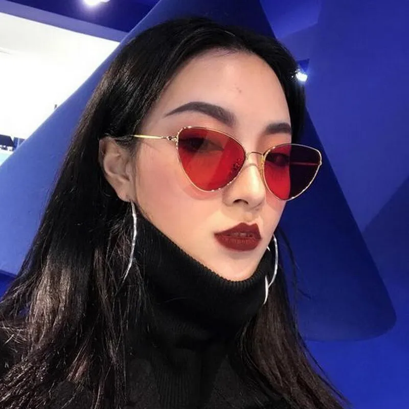 Vintage Sunglasses Women Cat Eye Luxury Brand Designer Sun Glasses Retro Small Red ladies Sunglass Black Eyewear oculos
Vintage Sunglasses Women Cat Eye Luxury Brand Designer Sun Glasses Retro Small Red ladies Sunglass Black Eyewear oculos