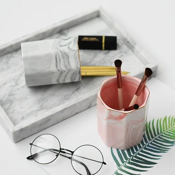 Nordic Ins Marble Pattern Pen Holder Cosmetic Brush Storage Tank Makeup Brush Holder Ceramic Jar Home Table Decoration Container
Nordic Ins Marble Pattern Pen Holder Cosmetic Brush Storage Tank Makeup Brush Holder Ceramic Jar Home Table Decoration Container