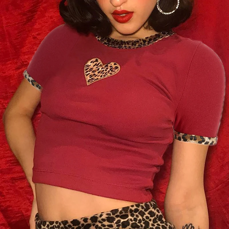 2019 Sexy Red Knitted T shirt for Women Hear Leopard Short Sleeve Crop Top Harajuku Streetwear Summer Top Graphic Tees
2019 Sexy Red Knitted T shirt for Women Hear Leopard Short Sleeve Crop Top Harajuku Streetwear Summer Top Graphic Tees