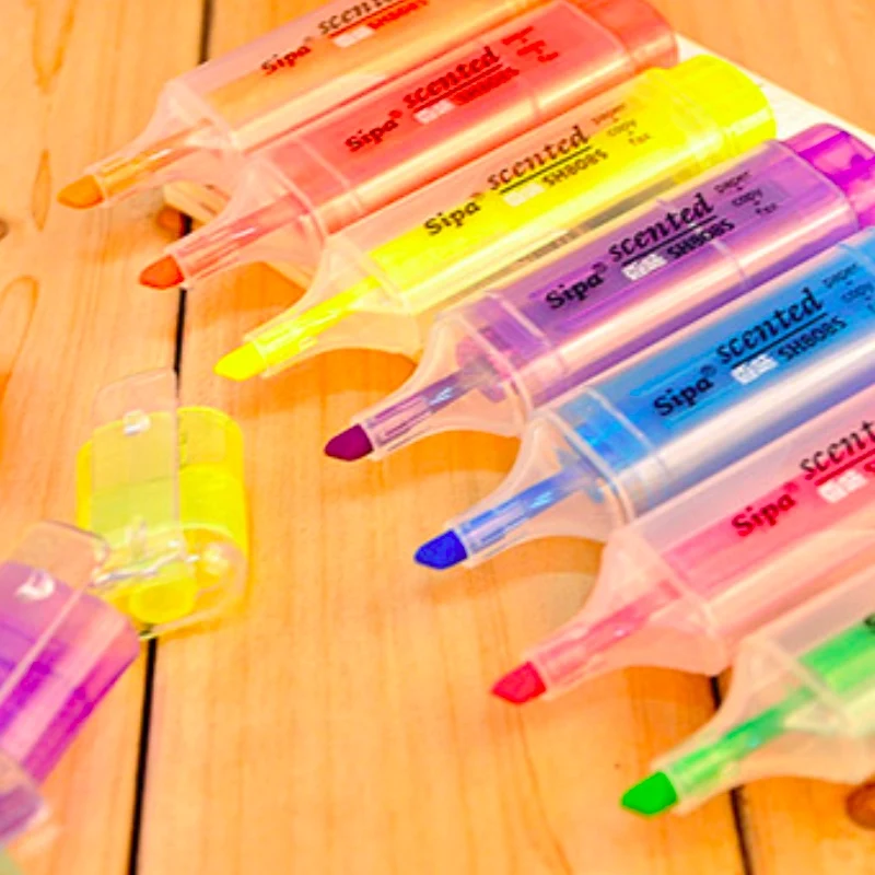 7 colors / pack Highlighter Cartoon Cute Creative Candy Colored Pens Highlight marker student stationery supplies
7 colors / pack Highlighter Cartoon Cute Creative Candy Colored Pens Highlight marker student stationery supplies