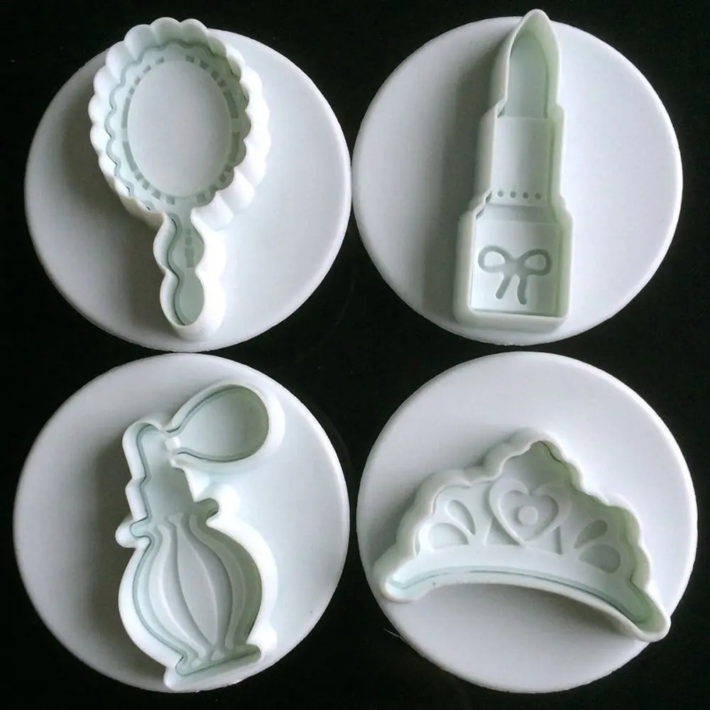 4PCS/LOT Perfume mirror Lipstick crown Sample Plastic Cookie Cutter Fondant Cake Tools Cake Decorating DIY Molds Pastry Tools
4PCS/LOT Perfume mirror Lipstick crown Sample Plastic Cookie Cutter Fondant Cake Tools Cake Decorating DIY Molds Pastry Tools