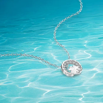 New 925 Sterling Silver Round CZ Leaf Clover Pendant Chokers Necklaces For Women Fashion Sweet Lady SValentine's Day present
New 925 Sterling Silver Round CZ Leaf Clover Pendant Chokers Necklaces For Women Fashion Sweet Lady SValentine's Day present