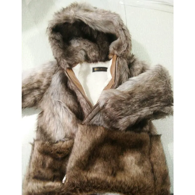 2018 new children's imitation fur coat coat in autumn and winter long stitching fashion warm padded hooded clearance price
2018 new children's imitation fur coat coat in autumn and winter long stitching fashion warm padded hooded clearance price