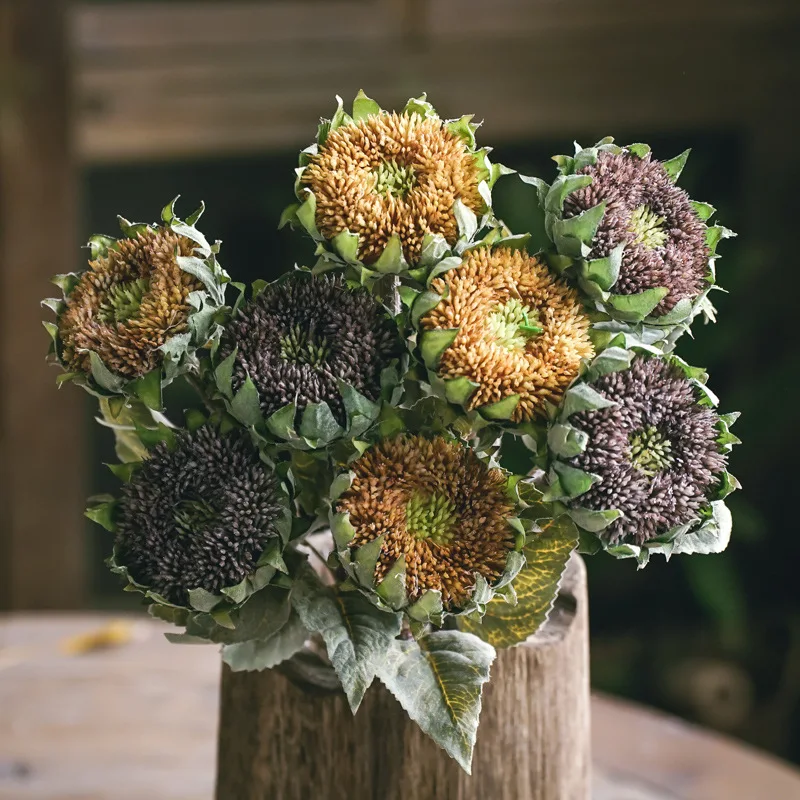 Retro Silk Colth Sunflower Artificial Flowers Bouquet Bedroom Living Room Fake Flowers Home Decoration Simulation Plant Crafts
Retro Silk Colth Sunflower Artificial Flowers Bouquet Bedroom Living Room Fake Flowers Home Decoration Simulation Plant Crafts