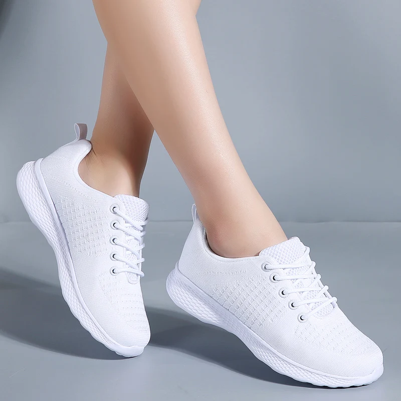 New Super Light Sneakers Women Running Shoes Anti-skid Comfortable Jogging Shoes Feminnino Flying Line Sport Shoes Female Flats
New Super Light Sneakers Women Running Shoes Anti-skid Comfortable Jogging Shoes Feminnino Flying Line Sport Shoes Female Flats